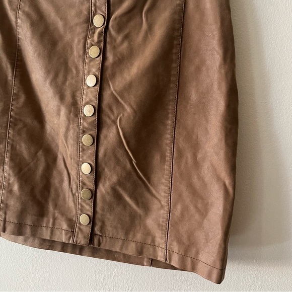 Free People Urban Outfitters Oh Snap Vegan Leather Mini Skirt Button Front 4 - Picture 4 of 12